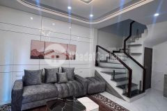 Nhà đẹp hiếm giá rẻ nội thất hiện đại ngõ phố phúc lợi dt 33m2. giá 5.6 tỷ