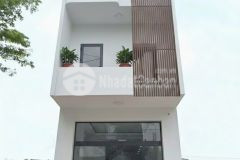 Nhà mới 4x17 3 tầng mặt tiền kdc long hòa thanh toán 500tr nhận nhà ngay