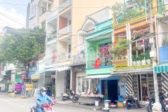 Bán nhà 5 tầng mặt tiền đường đông hồ phường 4 quận 8