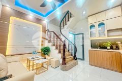 Bán nhà gốc đề hoàng mai, 5 tầng mặt tiền rộng, nội thất đẹp, chỉ nhỉnh 6 tỷ.