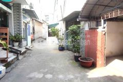 Chỉ hơn 100trm2, nhà cũ tiện cải tạoxây mới, 2 tầng 5pn 83m2, giá 8.xty