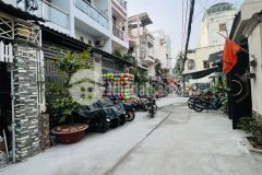 Nhà 3 mặt tiền, hẻm 6m sát trung tâm hành chính quận 6 103m2 2 tầng full nội thất