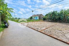 3 lô liền kề đường 5m giá 6xx triệunền