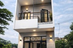 Nhà mới 3 tầng 4x18 mặt tiền kdc long hòa giá nhỉnh 2 tỷ