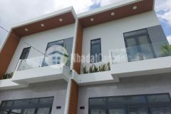 Bán nhà 3pn 3wc mặt tiền đường nhựa lộ 22m sổ hồng hoàn công