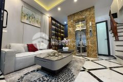 Bán nhà mới 6 tầng thang máy, tặng nội thất, gần phố thanh nhàn hai bà trưng.