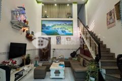 Nhà 2 tầng, mới ở ngay, 58m2, 4.5 x13m, lạc long quân, tân bình, hẻm thông 4m, giá chỉ 5.2tỷ.