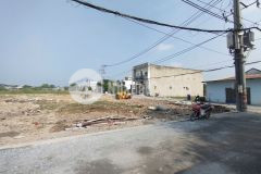 Bán đất thổ hẻm nhựa 6m, có lề, kênh tiêu bà điểm 1, bà điểm, hóc môn, 106m2, ngang 5m, giá rẻ