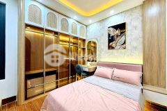 Nhà 5 tầng đường lý thường kiệt, tân bình, 60m2, ngang 5.7, giá đã giảm 2 tỷ, bán gấp