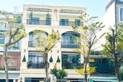 Vip vip nhà đẹp lung linh 4 lầu st co thang máy liền kê phú mỹ hưng q7