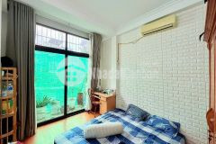 Bán nhà phân lô yên lạc 4 tầng ô tô tránh dừng đỗ hai bà trưng