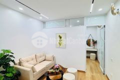 Bán căn hộ tập thể kim liên, đống đa, nhà đẹp full nội thất, trước nhà là sân chơi cực rộng