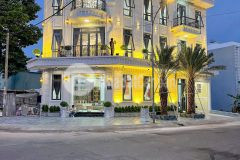 Nhà 1 trệt 2 lầu sân thượng góc 2 mặt tiền đường d17 d14 kdc hồng loan