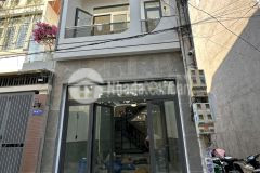 Nhà sổ riêng hoàn công mới xây 1 lầu 1 trệt sân ô tô 67m23 phòng ngủ