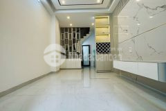 Bán nhà phố trương định hoàng mai, hai mặt thoáng, gần phố, 5 tầng nhà mới đón tết.