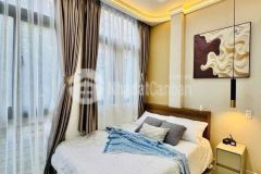 Phú nhuận,nhà đẹp ở ngay,4 tầng,37m2, full nội thất, 5pn,gần hxh thích quảng đức, 6.91 tỷ