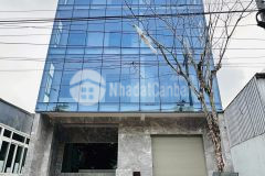 Cho thuê toà nhà 1 hầm xe 6 tầng ngang 10m mặt tiền đường võ nguyên giáp, phường hưng phú