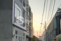 Siêu phẩm xây mới 100 có bảo hành 42m2 4 tầng btct ngay sát mt đường chính