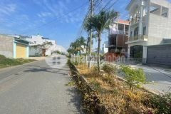 Bán nền thổ cư đường số 11, khu dân cư 135, thị trấn bến lức dt 120m2 giá 4,4 tỷ