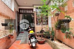 Nhà hẻm xe hơi, 106m2, 5 lầu, phú nhuận, giá 16.7 tỷ.