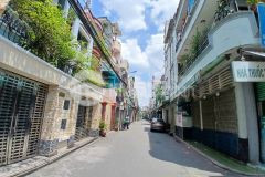 Nhà ngang lớn 8m1 178m2 vừa ở vừa cho thuê hưng lân hóc môn