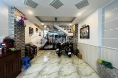 Ở ngay bán nhà đẹp 4 tầng xe hơi thông trần quang diệu, 56m2, chỉ 11 tỷ tl