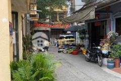 Ô tô tránh 2 thoáng tt ba đình nhà dân xây dt rộng 50m giá 12.2 tỷ