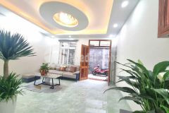 Chị lan bán nhà ngõ 902 kim giang cạnh kđt linh đàm 35m2x4t chỉ 6.x tỷ. lh 0989626116