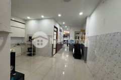 Bán nhà mặt tiền 10m sát chợ htt quang trung ngang 5.4m 103m2 tiện xây mới 10.5 tỷ.