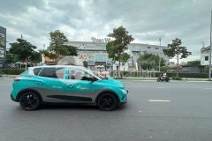 Bán ks hxh sát emart phan huy ích 6l t.máy ngang 5.2m 125m2 17pn tn100tr chỉ 18.x tỷ.