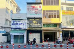 Cho thuê nhà 1 trệt 2 lầu mặt tiền hùng vương phường thới bình tp cần thơ gần vincom hùng vương