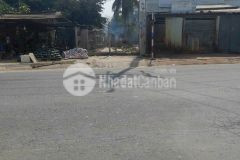 Bán đất mt nguyễn hữu trí, xã thanh phú dt 141m2 94m2 thổ giá 5,2 tỷ