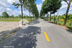 Bán đất mặt tiền đường ấp 10, xã lương hòa dt 2900m2 300m2 thổ giá 13 tỷ