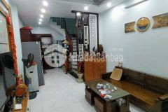 Bán nhà phố trương định hoàng mai, một nhà ra mặt phố đường ô tô, 5 tầng lô góc.