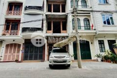 Nhà phố bùi ngọc dương, dt 38m2, mặt phố ô tô, 3tầng, kinh doanh, giá 7.xtỷ.