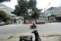 Bán nhà mặt phố phan đăng lưu đất 2 mặt đường kinh doanh cực tốt