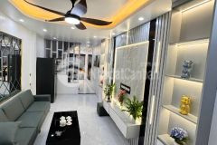 Nhà 2 thoáng mới keng trung tâm đống đa full nội thất gần phố