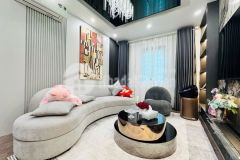 Lạc long quân cầu giấy ô tô 4 chỗ đỗ cửa ngõ thông kinh doa