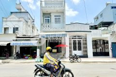 Bán nhà 3 tầng mặt tiền đường tạ quang bửu p.chánh hưng quận 8