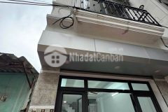 Nhà đẹp sat nguyên văn huyên, 5 tầng, 10.5 tỷ, ở ngay, dân trí cao