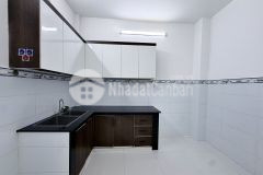 Lạc long quân hai tầng 2pn giá chỉ 4 tỷ hơn.