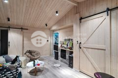 Bán căn nhà gỗ đang kinh doanh ổn định ngay trung tâm thành phố đường trần bình trọng