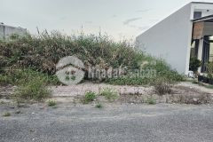 Bán nền đường số 10 kdc đông phú châu thành tp. cần thơ gi.á bán 900triệu