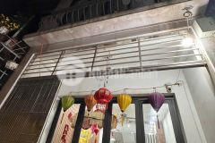 Bán nhà lô góc cầu giấy 50m2 x 4t, nhinh 11 tỷ, kinh doanh đỉnh, gần phố.