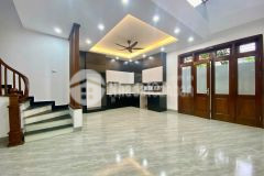 Nhà mới ngọc lâm long biên thang máy full nội thất 6 tầng hiện đại