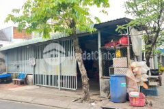 Bán nhà đất tại hóc môn, dt 177m2, sẵn sổ, chỉ 3.8 tỷ. lh 0765659378