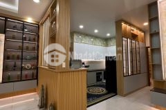 Phạm văn chí quận 6 102m 2 tầng 6pn full nội thất.