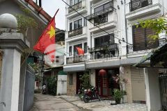 Nhà đẹp phúc lợi ngõ thông ô tô 7 chỗ vào tận cửa