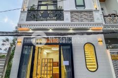 Nhà 1 trệt 1 lầu xây mới full nội thất trục chính hẻm 147 liên tổ 12 20