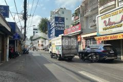 Chỉ 26 tỷ có nhà mtkd gần chợ bà chiểu ngang 4.7m 124m2 5 tầng phan văn trị kd sầm uất.